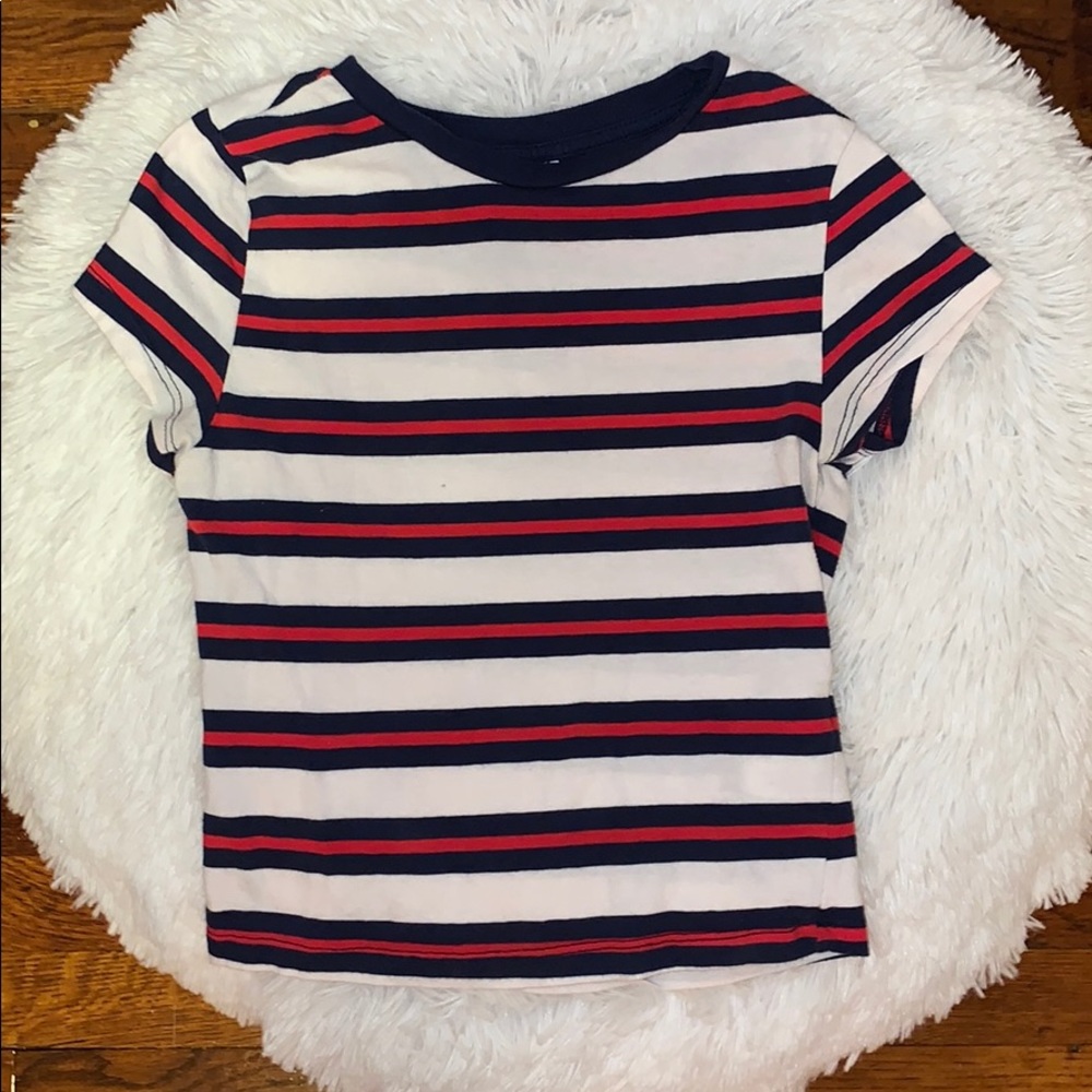 cropped t-shirt
